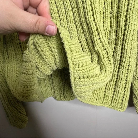 Kate Hill Chunky Cable Knit Sweater - Picture 9 of 9